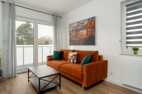 Elegancki Apartament Niedaleko Parku w Poznaniu z Tarasem i Parkingiem by Noclegi Renters